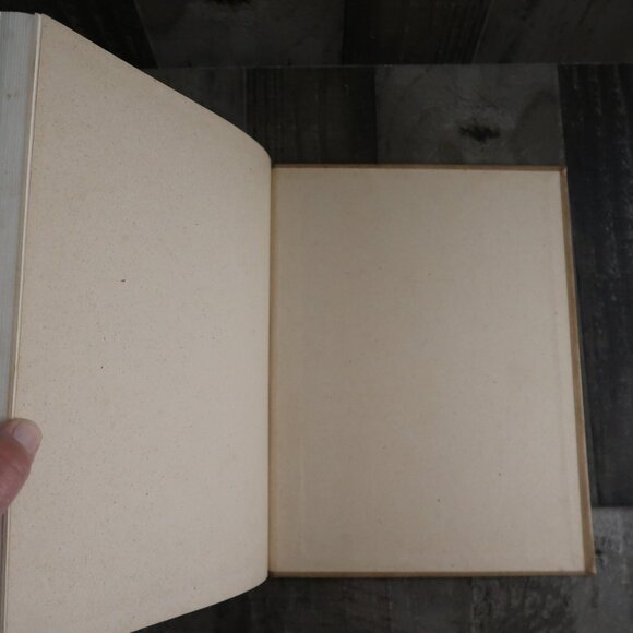 OCEANOGRAPHY: AN INTRODUCTION Fourth Edition Ingmanson Wallace Hardcover - Picture 5 of 8